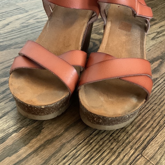 Bjorndal Women's Brown Leather Criss Cross Wedge Heeled Sandals - Picture 3 of 7